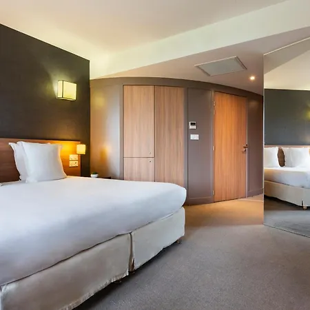 Du Golf Hotel 4*